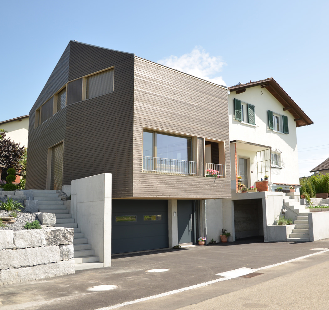 Anbau_Holzbau_Betontreppe_E